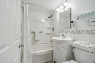 6201 Ocean Ave, Unit 204 - The Nassau Inn - Wildwood - 1