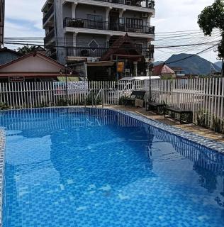 Bountang Riverside Hotel - Vang Vieng - 8