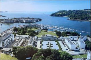 Churchills Residence By Pureserviced - 9