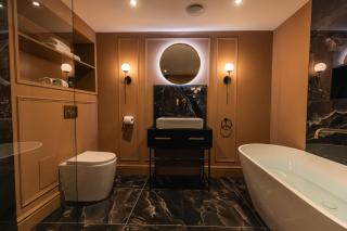 Luxury Georgian Aparthotel by Hauss Ayr - 5mins to Beach, Town Centre! - Ayr - 8