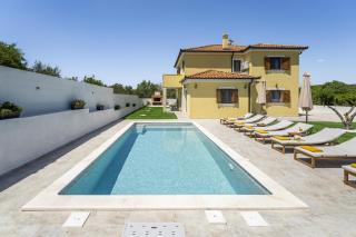 Beautiful Villa Rustica with pool - Vrana - 4