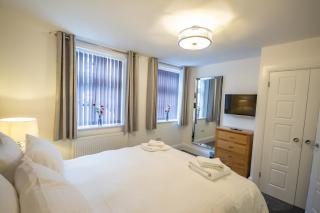 Luxury 4 bedroom ground floor apartment - Plymouth - 6