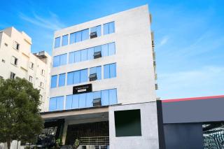Super Townhouse Madhapur 100 feet Road Formerly JKC Grand - Hyderabad - 5