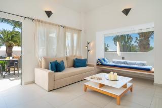Villa Irene Lanzarote en Costa Teguise en complejo con piscina comunal - Costa Teguise - 1