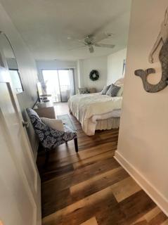 Ocean Views, Remodeled, Beach Getaway, SC304 - Hilton Head Island - 2