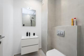 High-end Studio with Panoramic View, Parking & Pool - Bucarest - 5