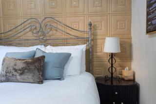 The Block Basic Room - Queen - Bisbee - 9