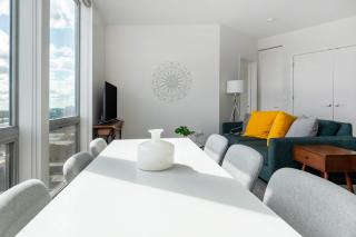 Brand New 2BR Chicago City Escape - Chicago - 2