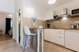 Apartment Adam - Murter - 2
