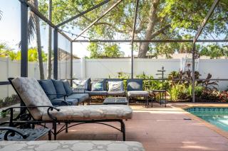 HeatedPool, GameRoom, Pool Table & Darts, Fenced Yard - Naples - 0
