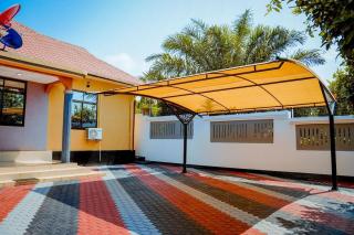 Michelle's Apartment - Kigoma - 8