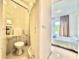 B&M Holiday Rooms - Podlastva - 3