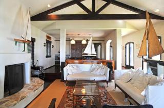 Bluffside Cove by Rove Beachfront Villa w Pool Sauna - Sag Harbor - 6