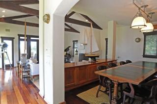 Bluffside Cove by Rove Beachfront Villa w Pool Sauna - Sag Harbor - 3