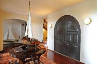 Bluffside Cove by Rove Beachfront Villa w Pool Sauna - Sag Harbor - 1