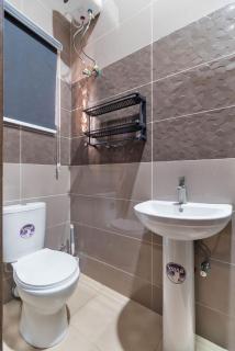 One bedroom apartment Lekki phase 1 - Lekki - 7
