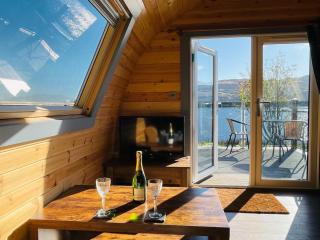 Luxury Pod & Sauna with Fantastic Sea Views - - 9