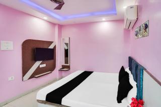 Super Townhouse Butler Road Near Maripur Chowk - Jāmb - 9