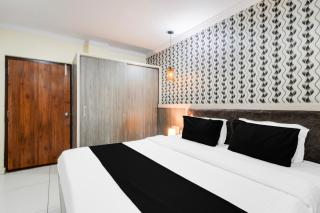 Townhouse Shamshabad Paradise Formerly Blue Petals Hotel - Jāmb - 8