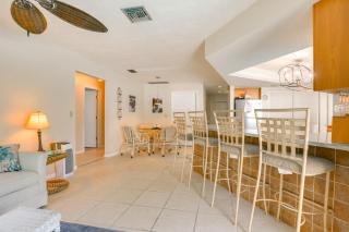 Marco Island Retreat with Pool about 1 Mi to Beach - Marco Island - 3