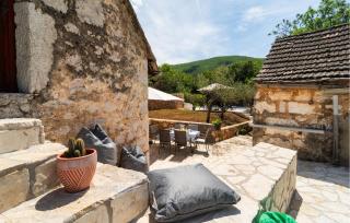 Cozy Home In Podosoje - - 2