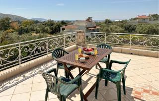 Gorgeous Home In Lagonisi With Wifi - Lagonissi - 8