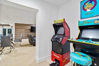 Luxury Miami Villa: Heated Pool Near Aventura Mall - 8