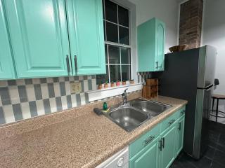 Great Starland District place for group stays! - Savannah - 8