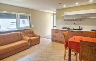 Gorgeous Home In Boruja - Boruja - 3
