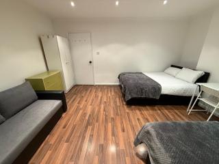 Warren Street Rooms - 4