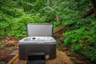 Cozy Stream True Log Cabin w/ Hot Tub Near SMNP - Maggie Valley - 2