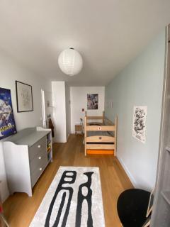Spacious and Elegant 3 Bedrooms Apartment near Metro and Bois de Vincennes - 3