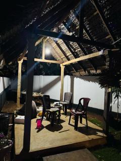 Trinco Chill Zone Hostel - Trincomalee - 5