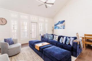 Dolphin Destiny TC 5102 - 9