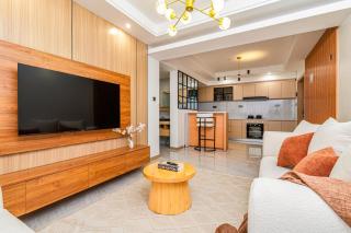 1BR Apartment - Heated Pool - Rooftop - Gym - Free Parking - Netflix - 55 Inch TV - 0