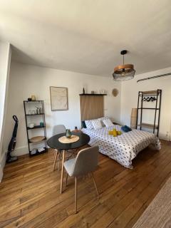 Charmant Appartement au Coeur de Bourges - 1