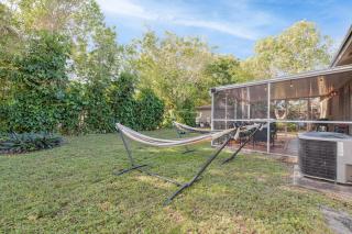 Charming Naples Oasis - Close to Beaches & Shops - Naples - 6