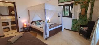 La VILLA ANKARENA Dans un domaine forestier tropical, villa entière avec PISCINE PRIVEE, Wifi, TV, personnels inclus Plage à 5 minutes à pieds - Sainte Marie - 8
