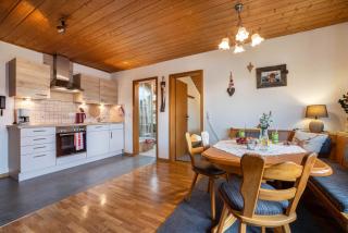 Gästehaus Erd - Fewo Grünten - 7