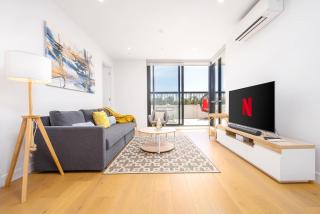 Burwood Boulevard Beauty - Burwood East - 4