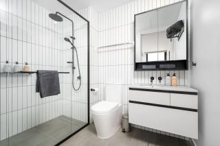 Burwood Boulevard Beauty - 1