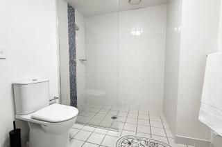 2 bedrooms Apartment with 1 carpark Brisbane CBD - Brisbane - 2