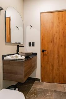 Modern Design Sunny Vibes in Prime Amira District - 1