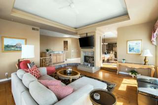 Oceanview Coastal Retreat in Redondo Beach - Redondo Beach - 3