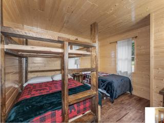 Phelps Hillside Cabin 3 - Phelps - 4