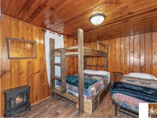 Hillside Resort Cabin 1 - Phelps - 7