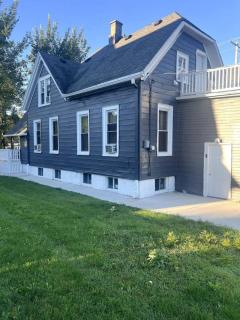558) Massive 4 bedroom in a great neighborhood - Milwaukee - 8