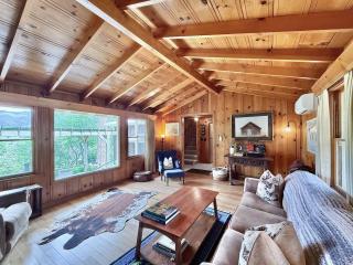 Homestead Ranch near Yosemite with Horses and Chickens - Midpines - 1