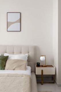 Palm-View 2BR Elie Saab Luxury - 7