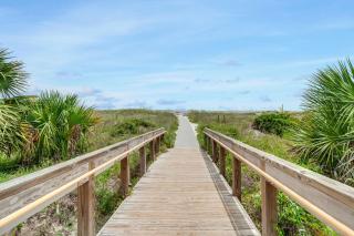 Brand New Seascape Townhome, 2 min Beachwalk - 6